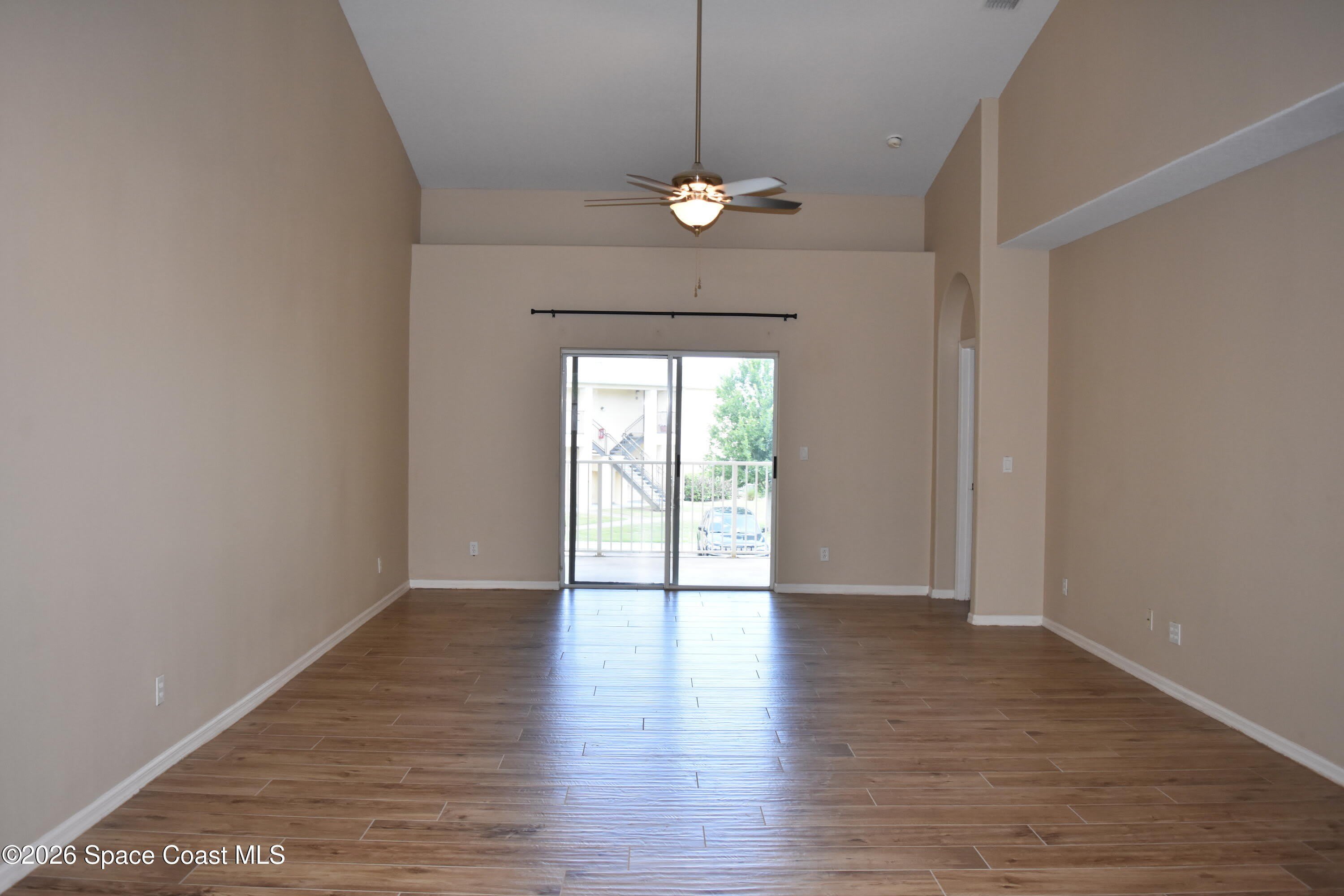 1040 Venetian Drive – photo 5