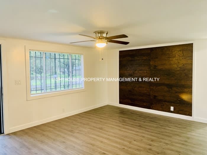 2904 West 8th Street – photo 4