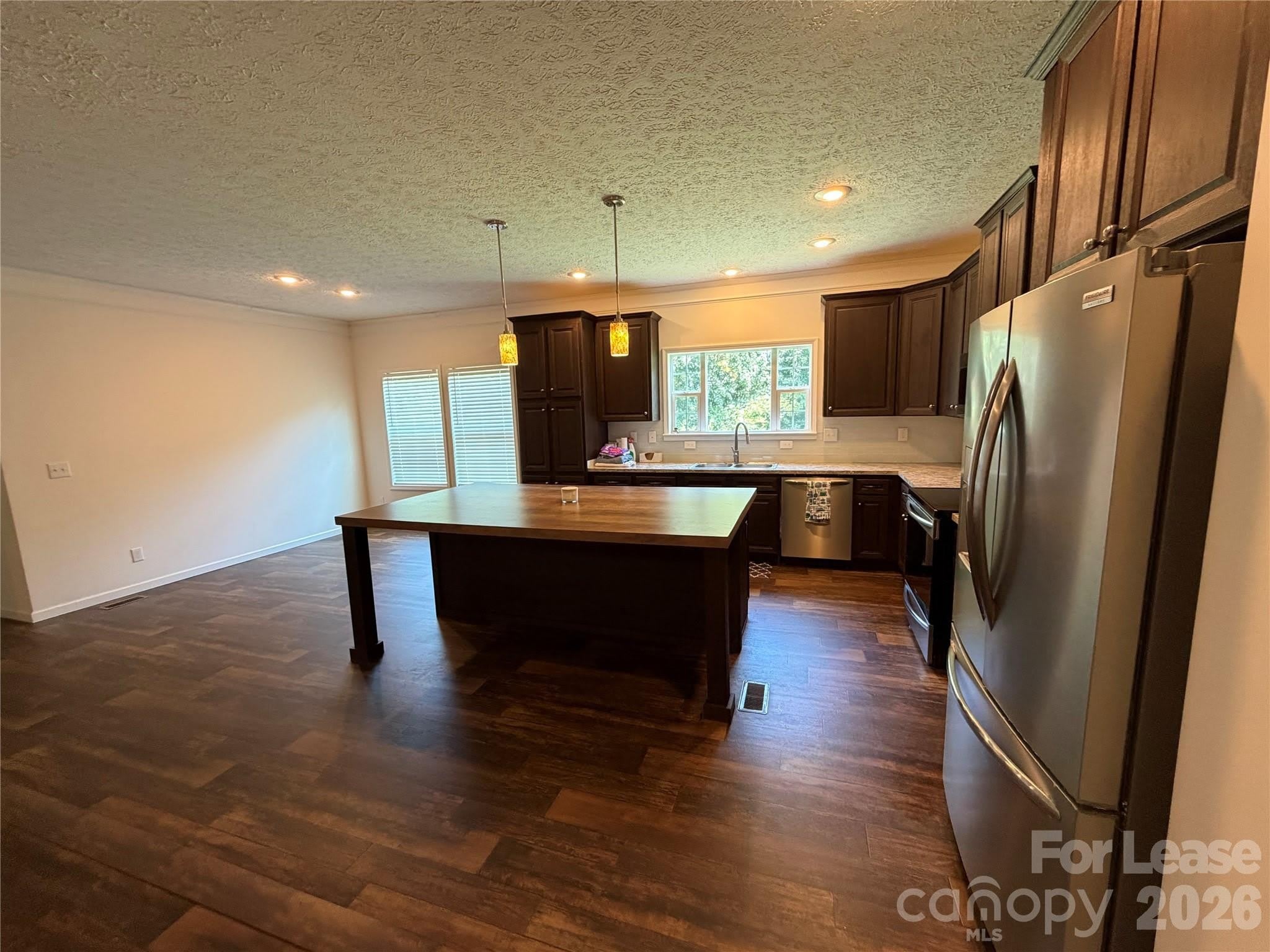 1311 E Memorial Highway – photo 5
