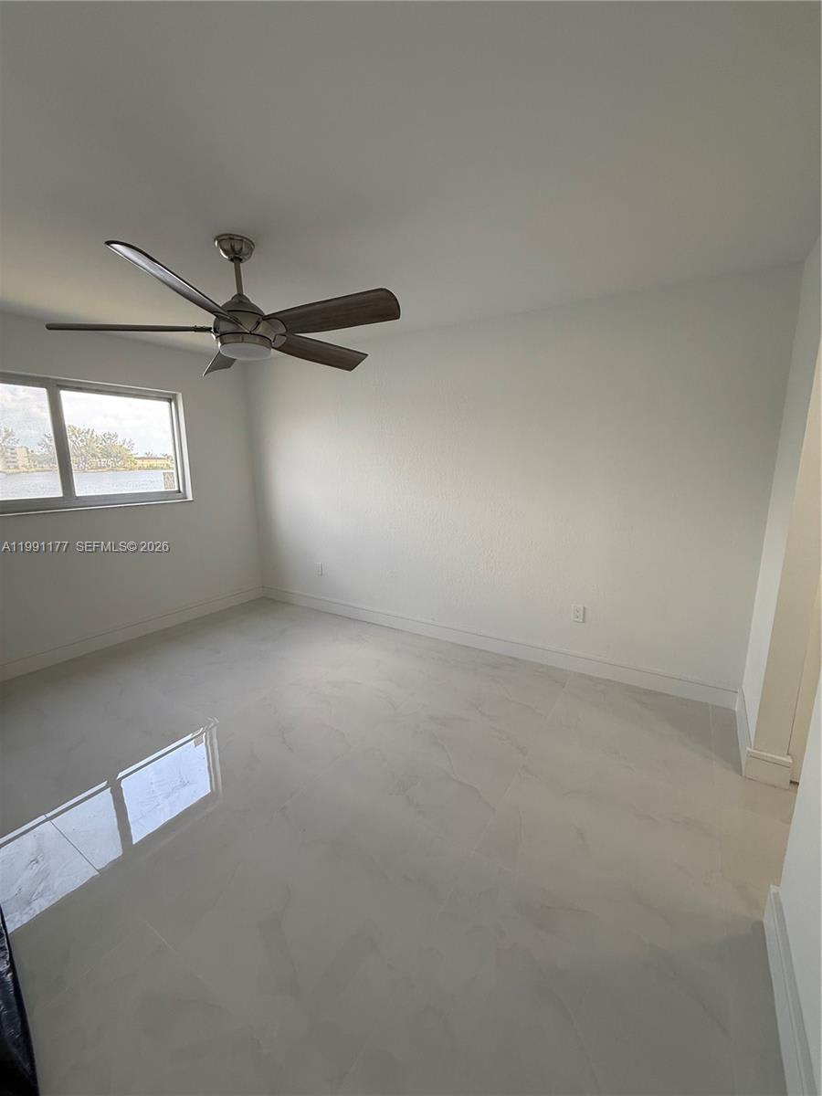 9915 West Okeechobee Road – photo 5