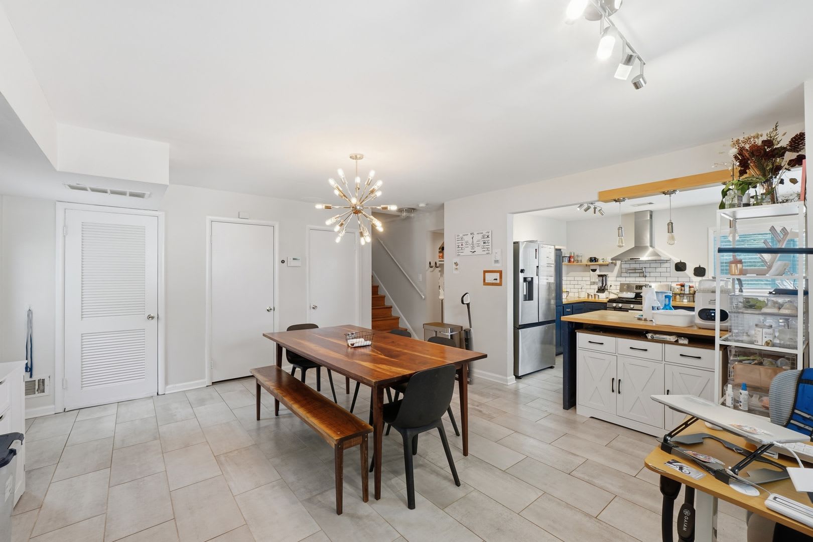 Beautifully Updated Split Level Home Near Wheaton Metro – photo 4