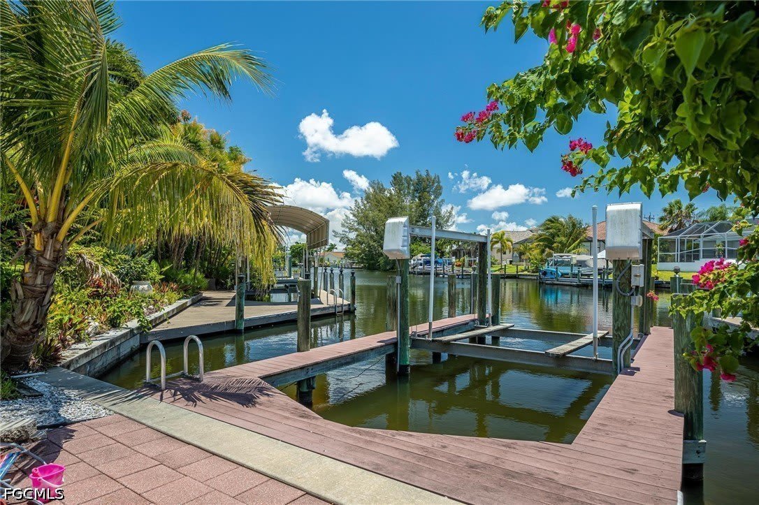 4123 SW 26th Place – photo 2
