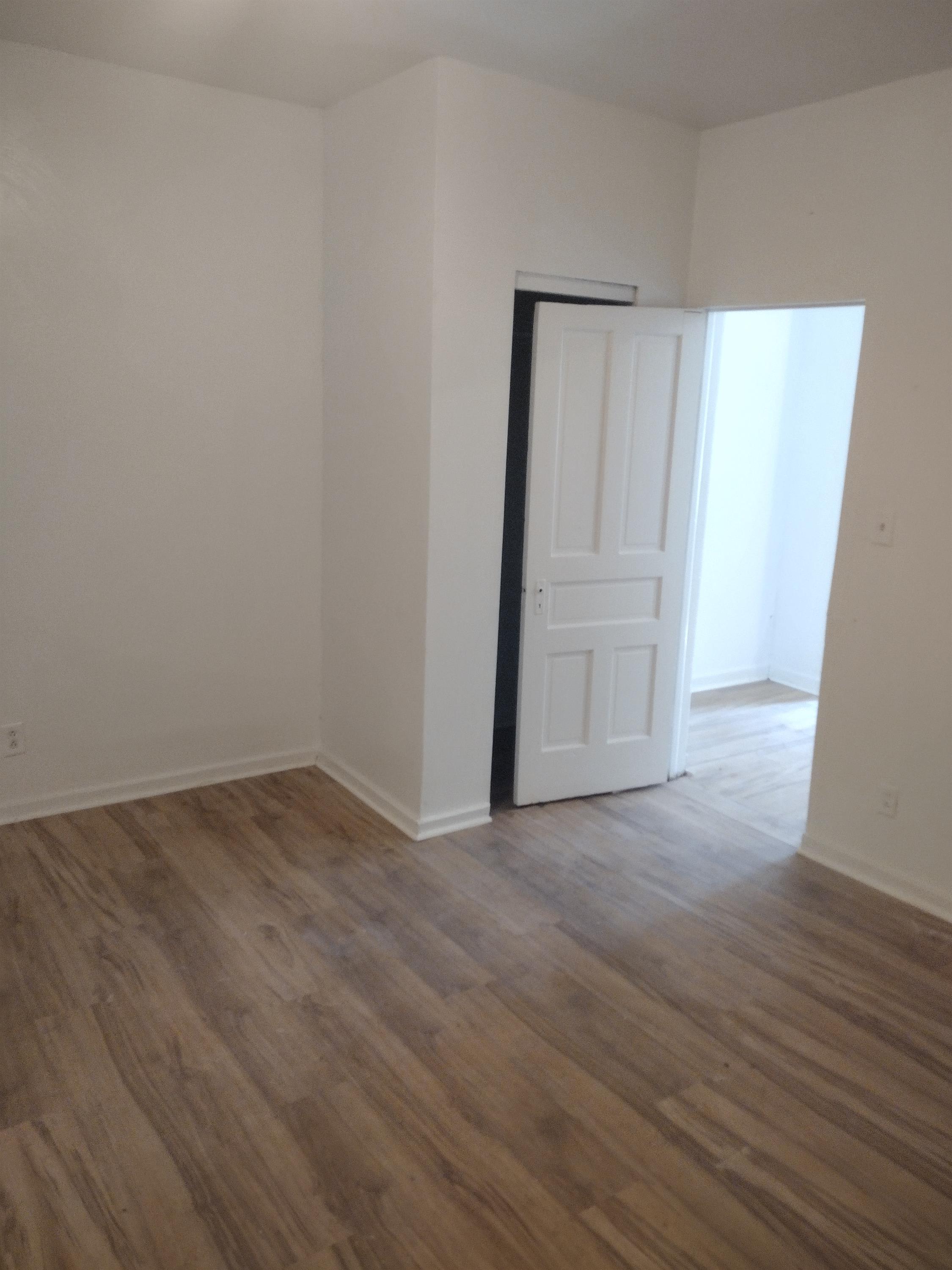 450 Card Ave Unit 1 – photo 1