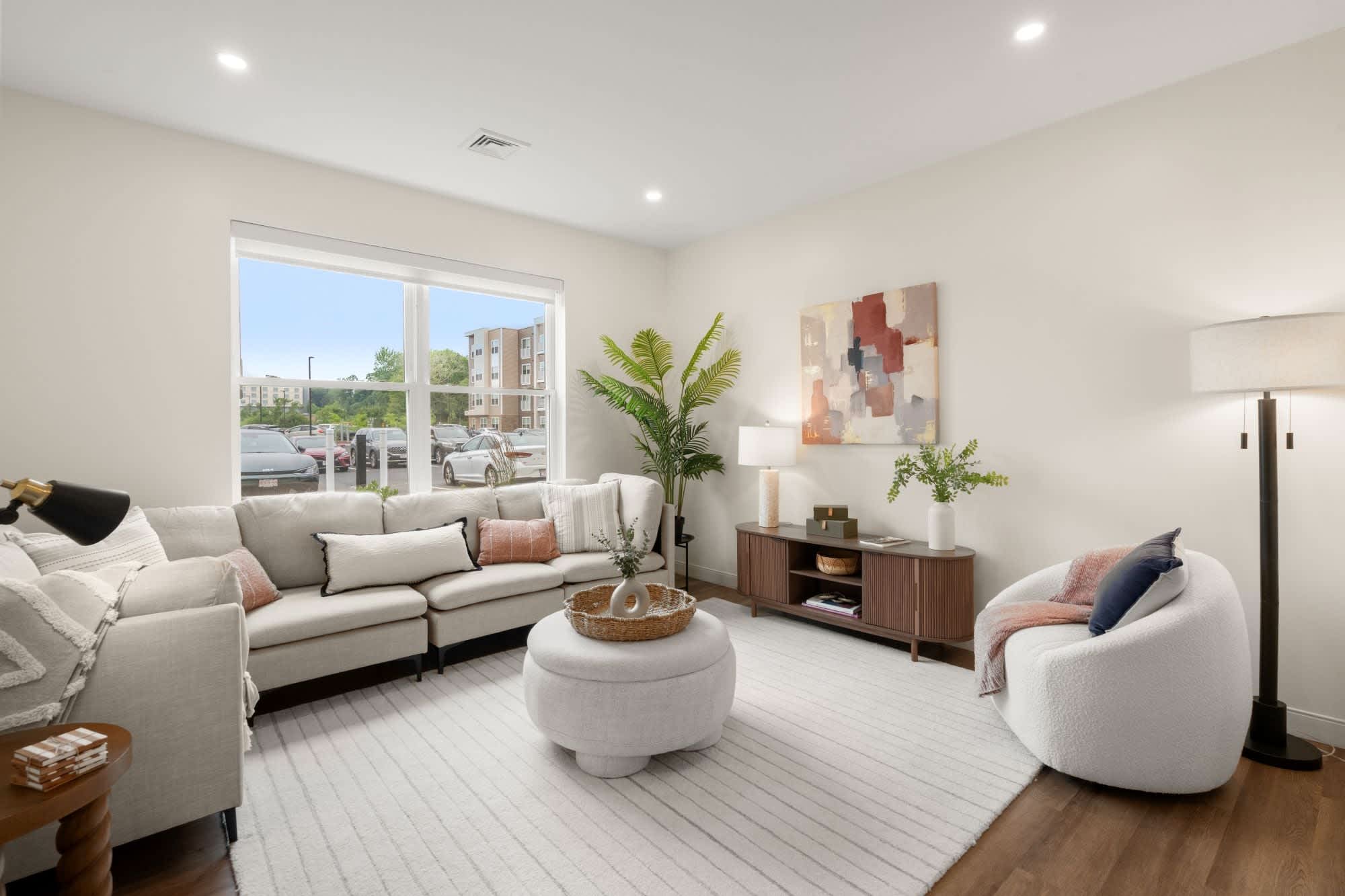 Slade Farm Residences – photo 2
