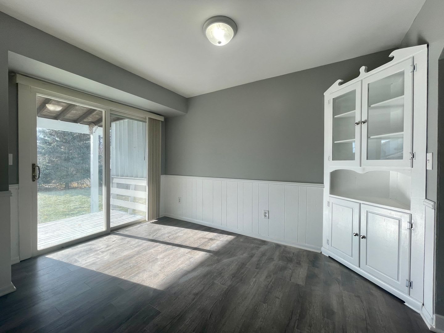 Stunning 4 Bedroom 2 Bathroom Home in Richfield! – photo 5