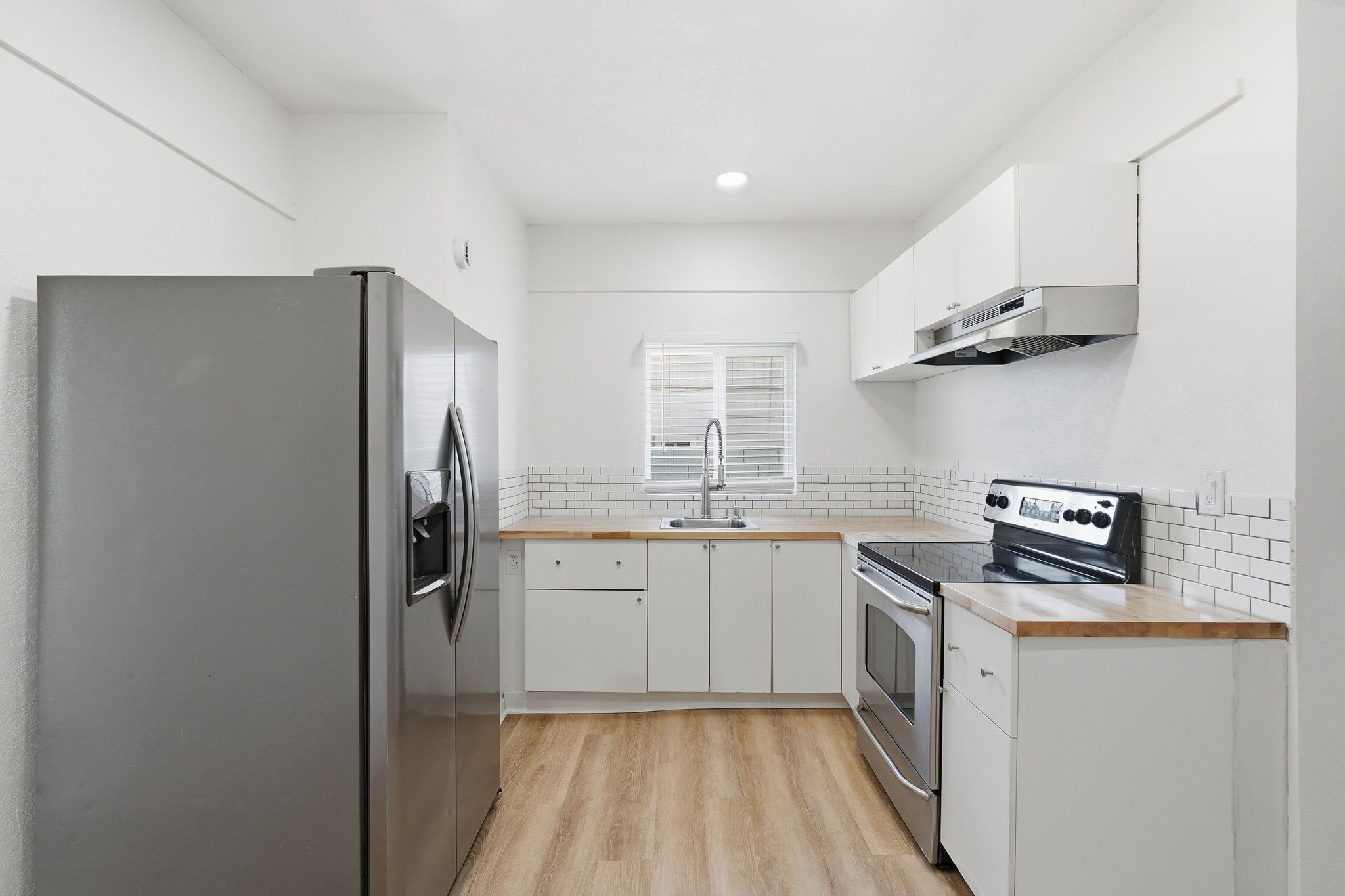 325 North 15th Street – photo 1