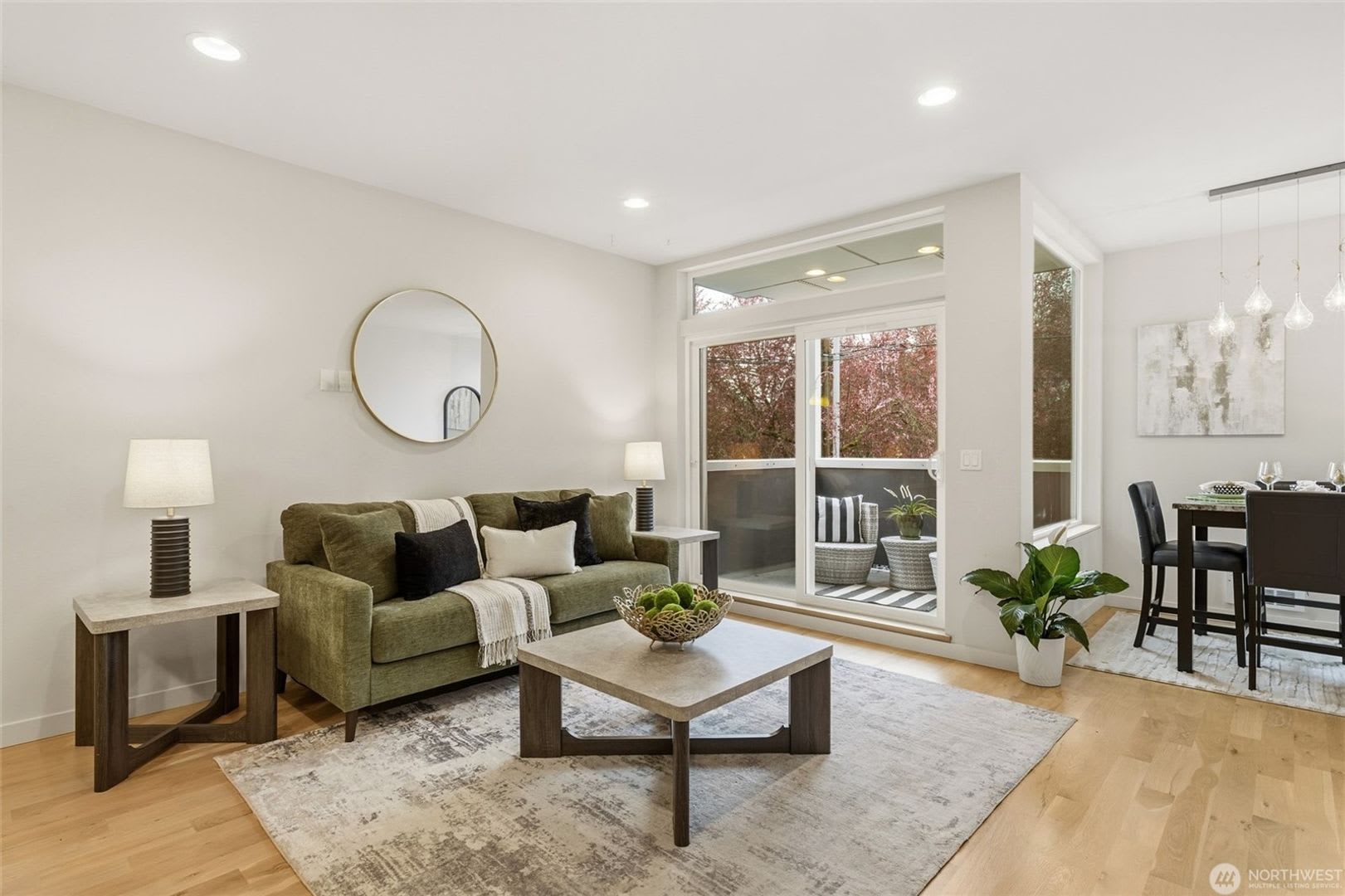 Luxury Ballard Townhouse for Rent – photo 4