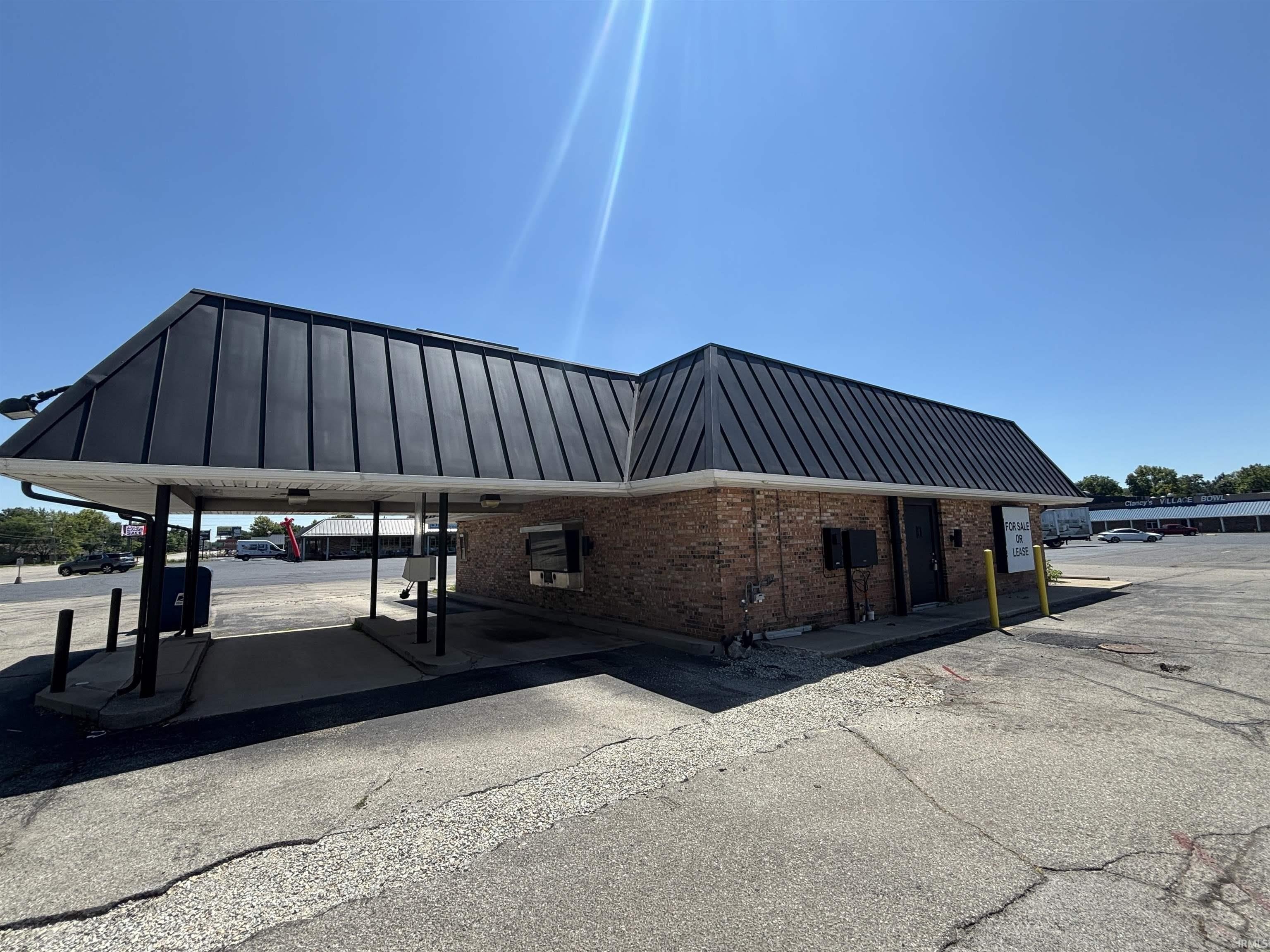 4801 N Wheeling Avenue – photo 1