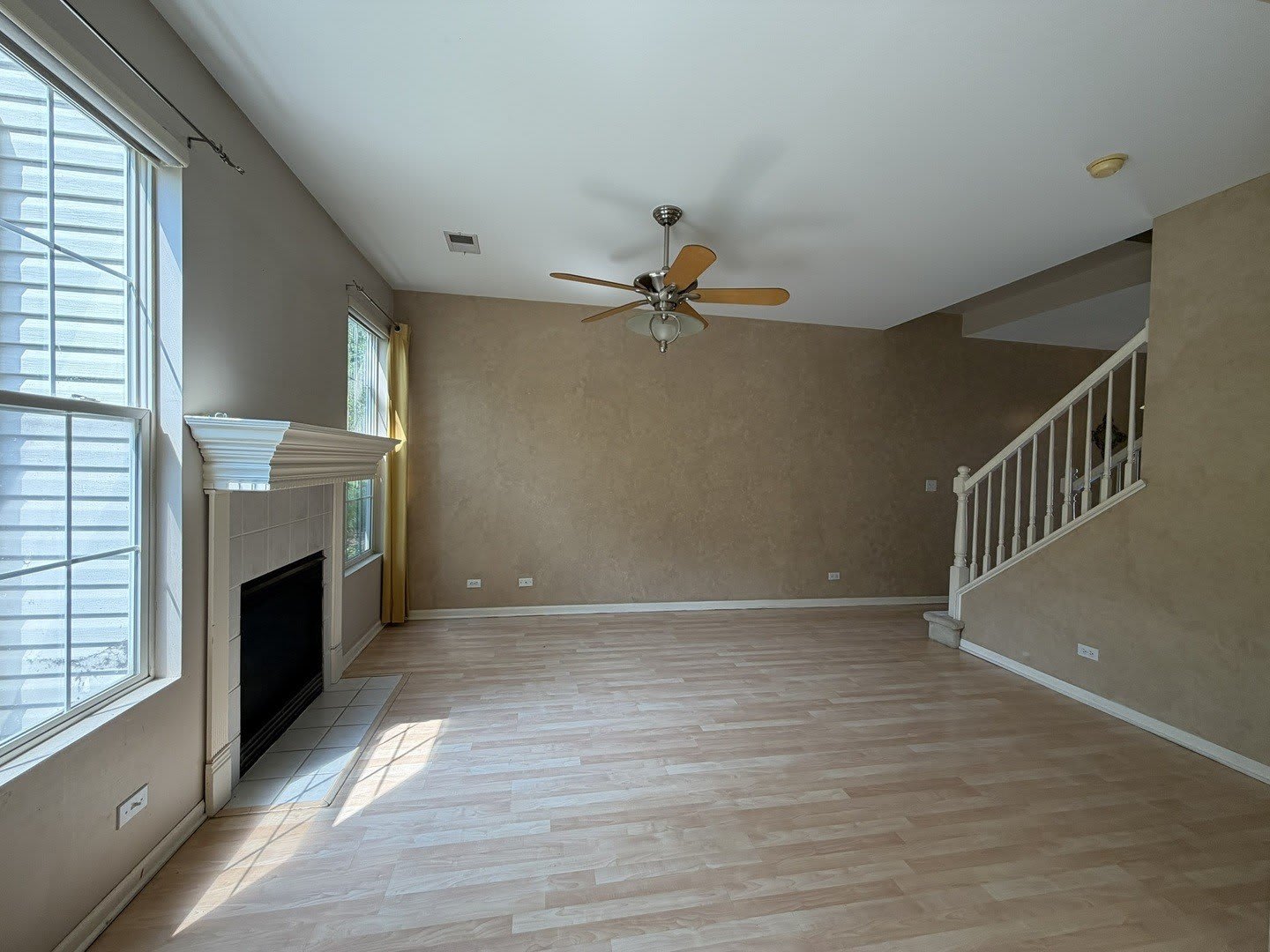 1995 GOLDEN GATE Lane – photo 3