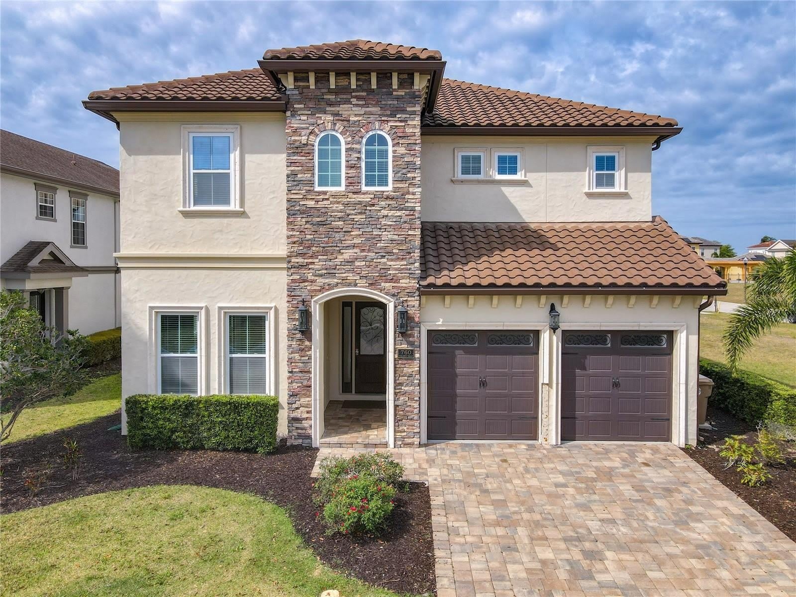 760 GOLDEN BEAR Drive – photo 1