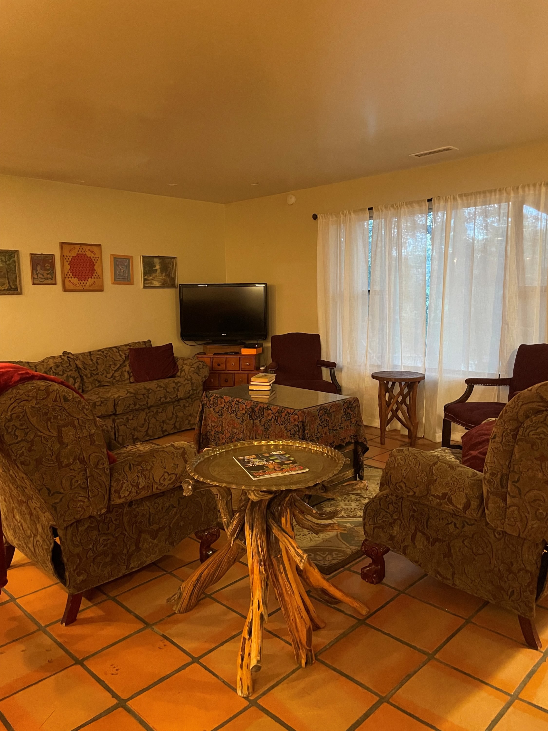546 West Leroux Street – photo 3