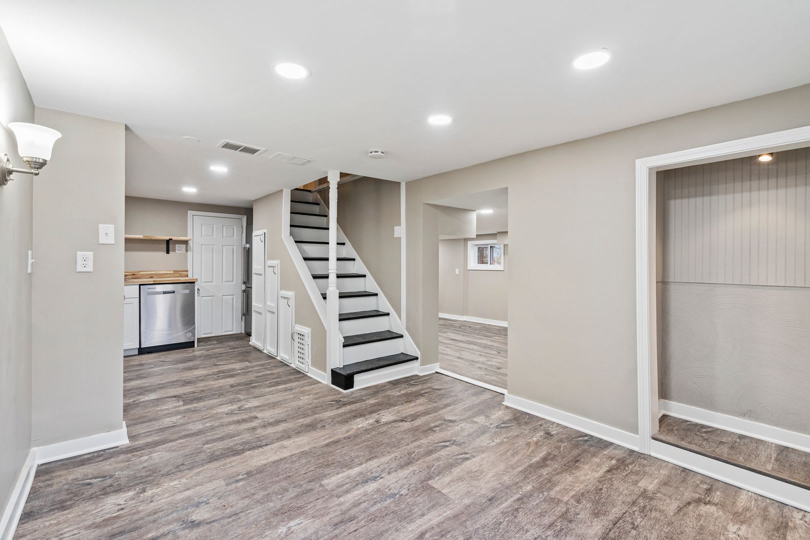 Recently Renovated 4 Bedroom Home In Swissvale Available In March – photo 4