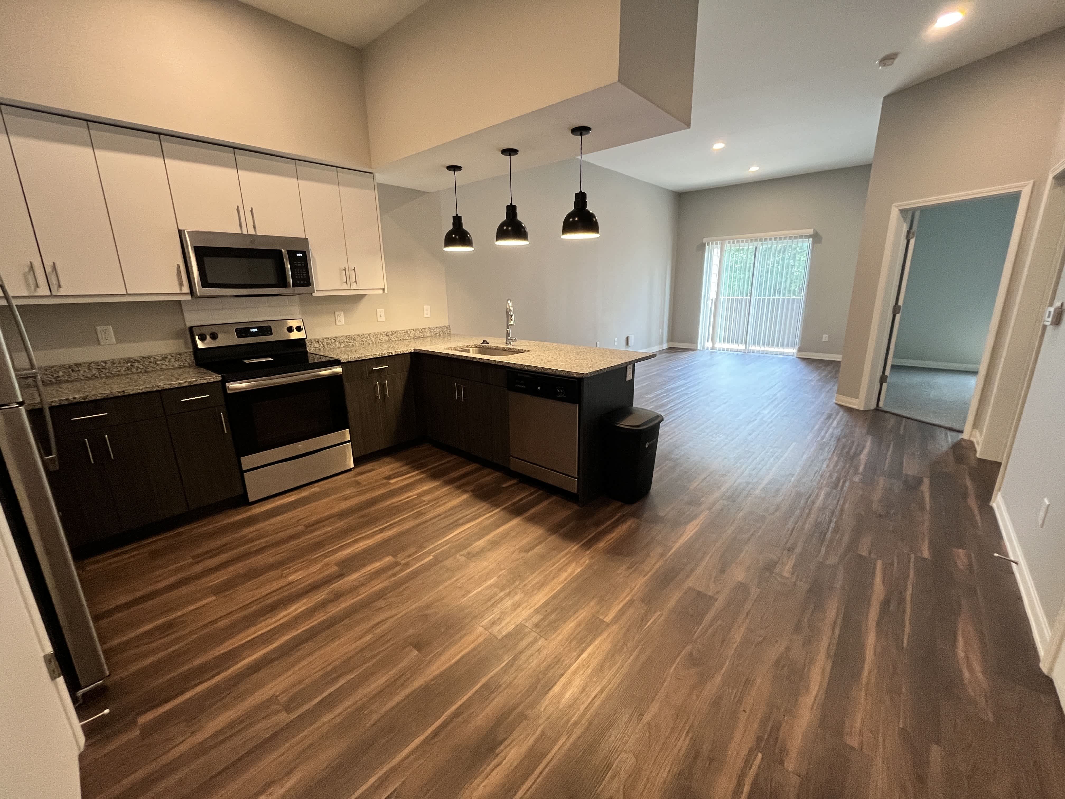 Blvd 64 Apartments – photo 2