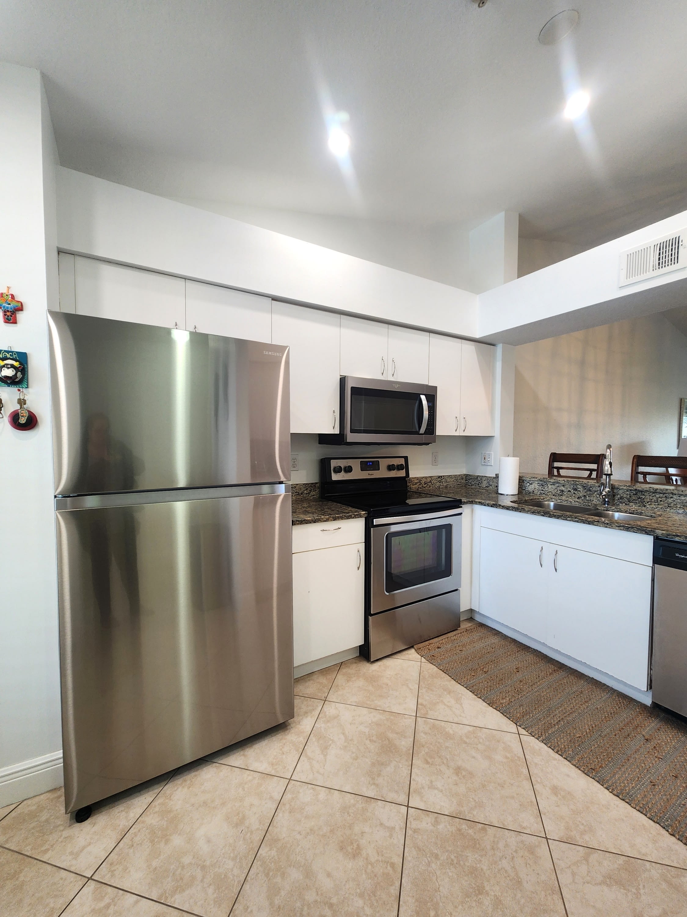 9640 Victoria Lane – photo 3