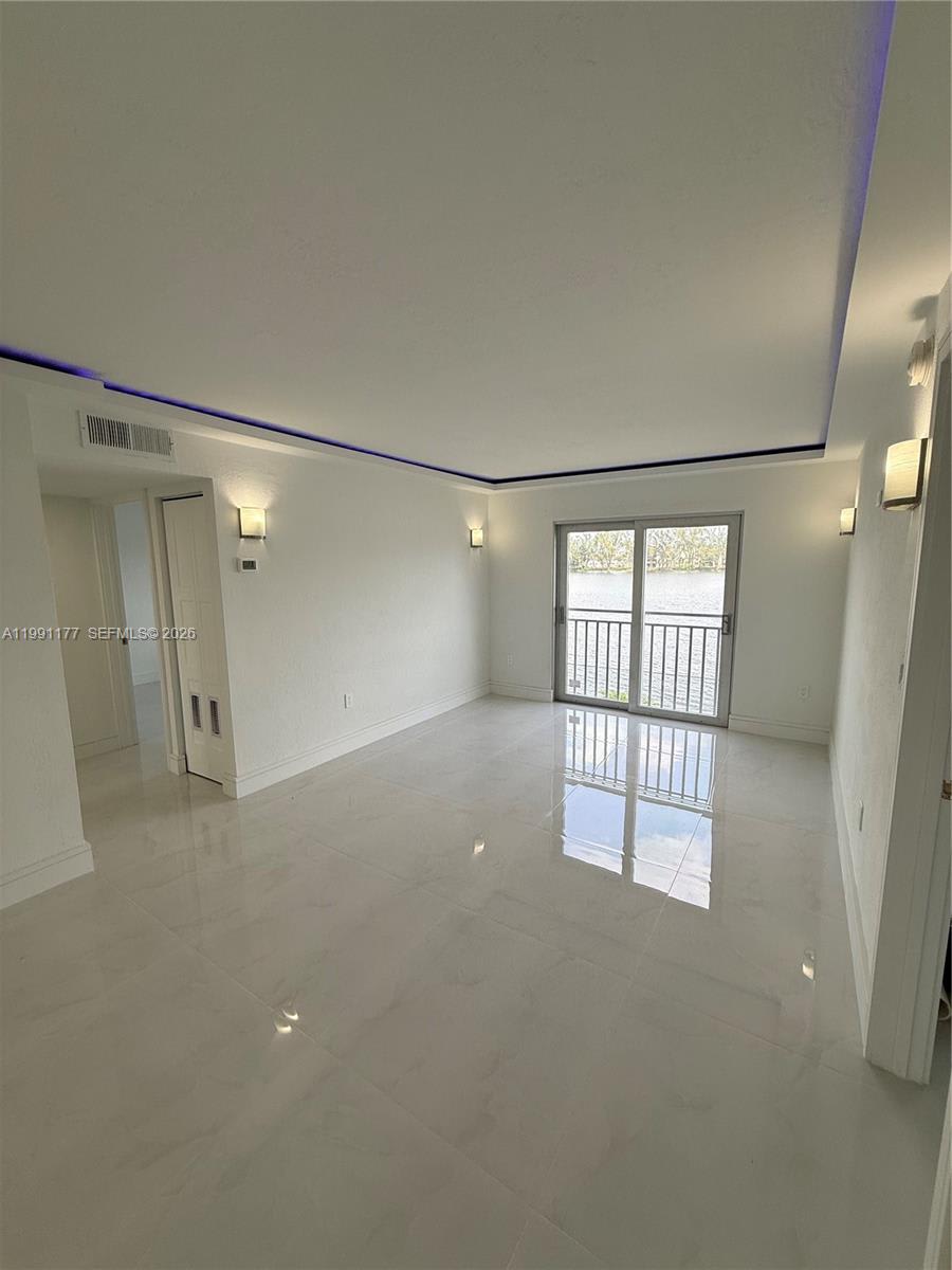 9915 West Okeechobee Road – photo 3