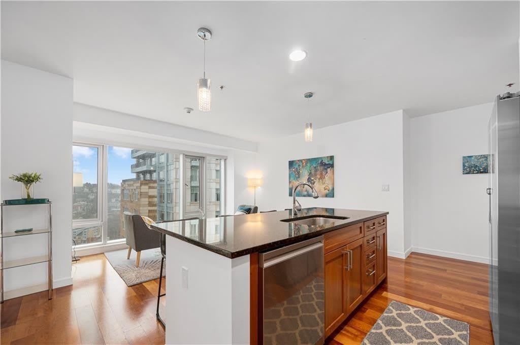 200 Exchange Street – photo 5