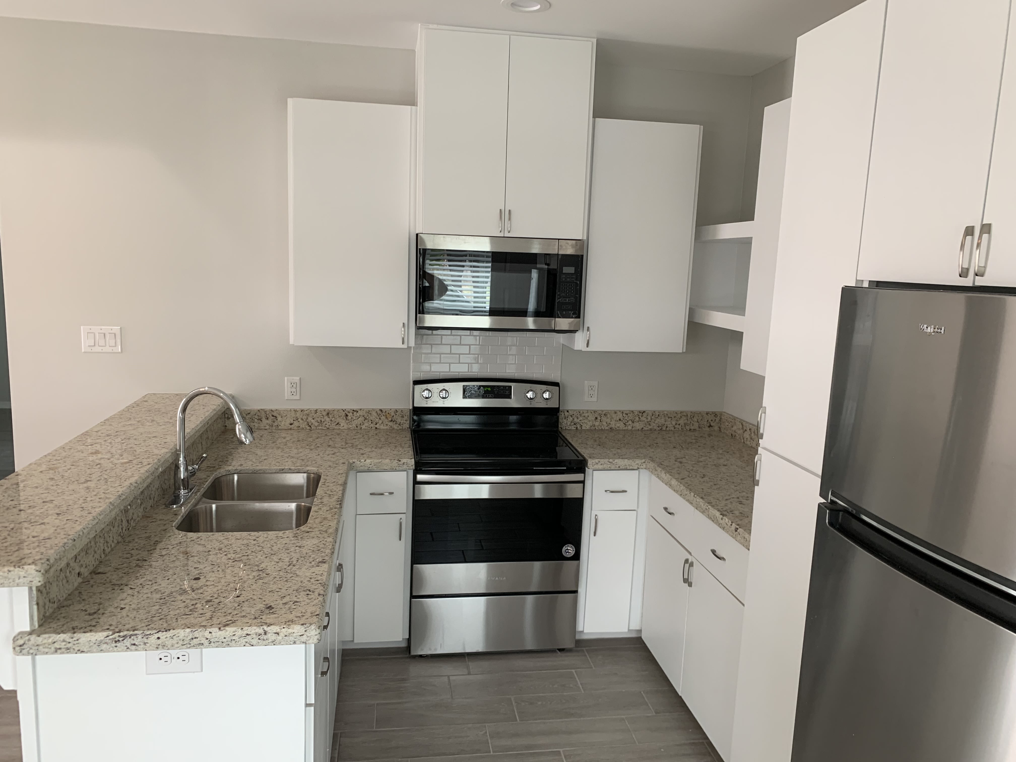 1407 West Heritage Drive – photo 3