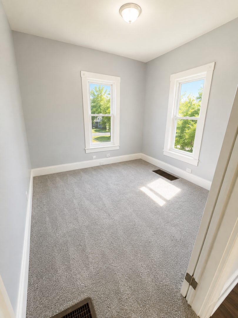 3 bedroom 1 bathroom House – photo 3