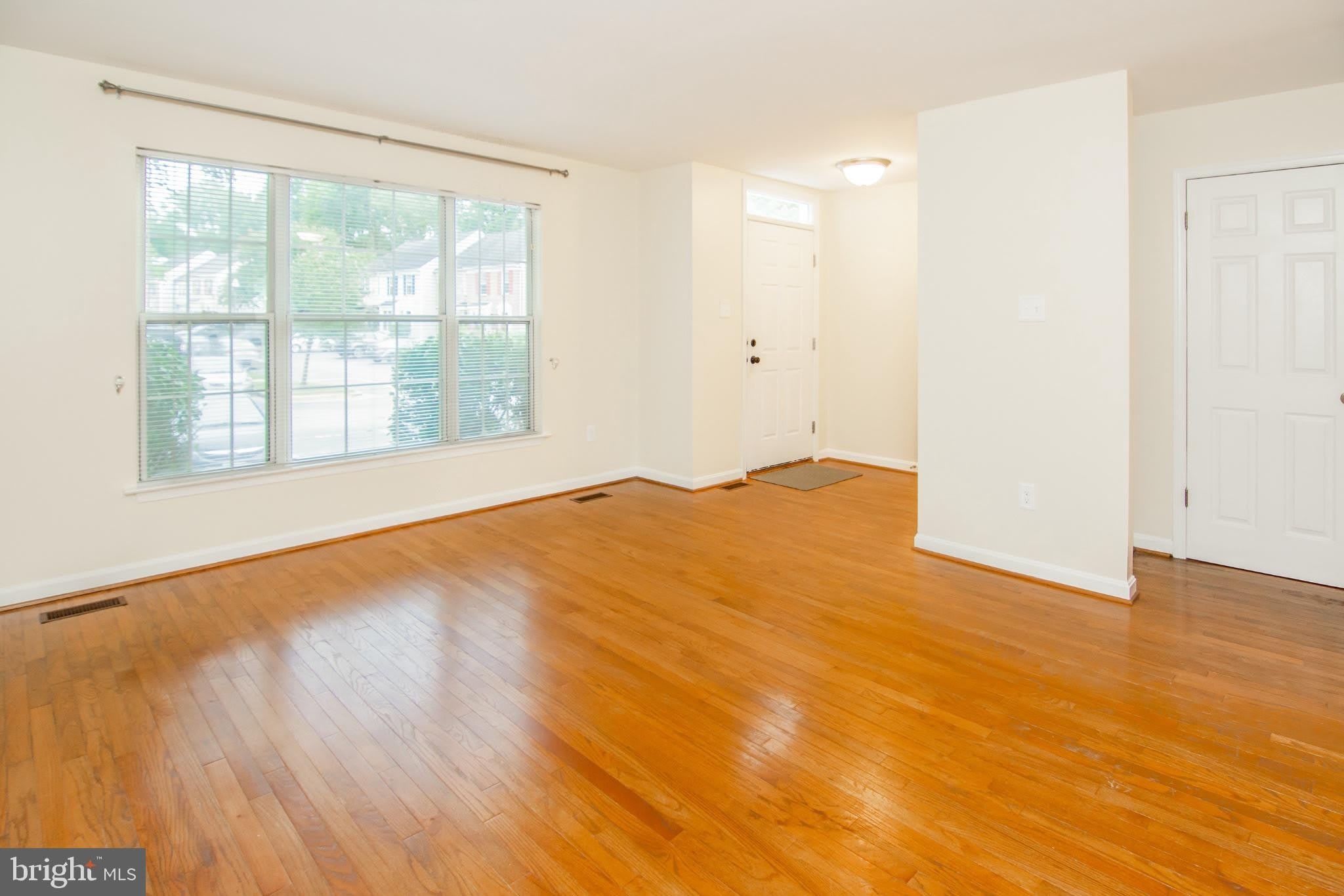 632 LIONS GATE Lane – photo 3