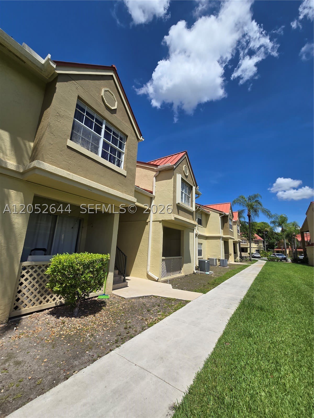 18324 NW 68th Ave – photo 1