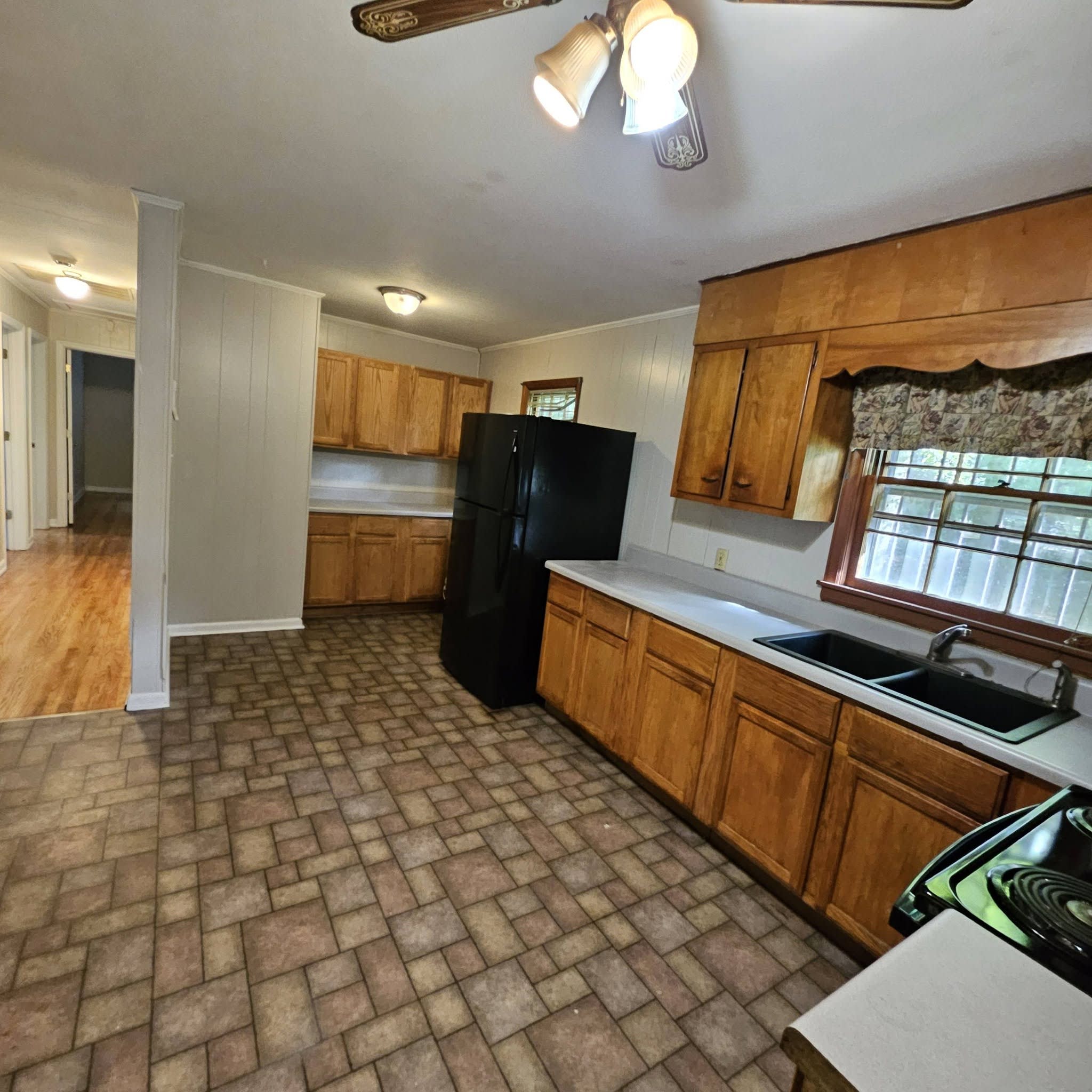 2329 Regan Avenue – photo 4