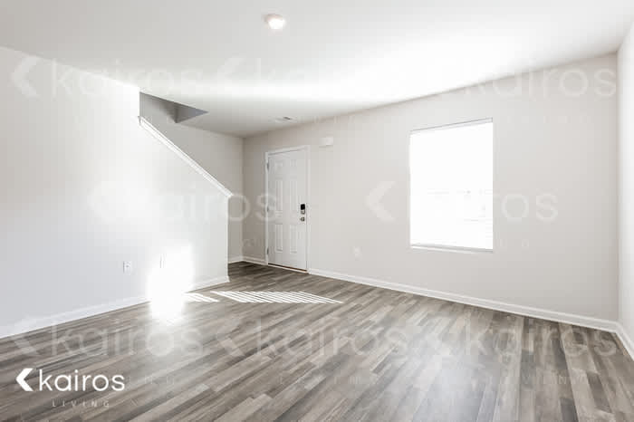 814 VISTAMOUNT PATH – photo 2