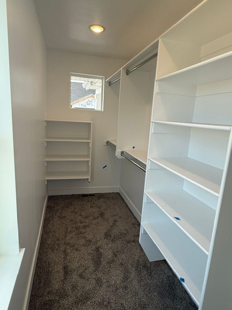 Beautiful new construction town home with amazing views – photo 4