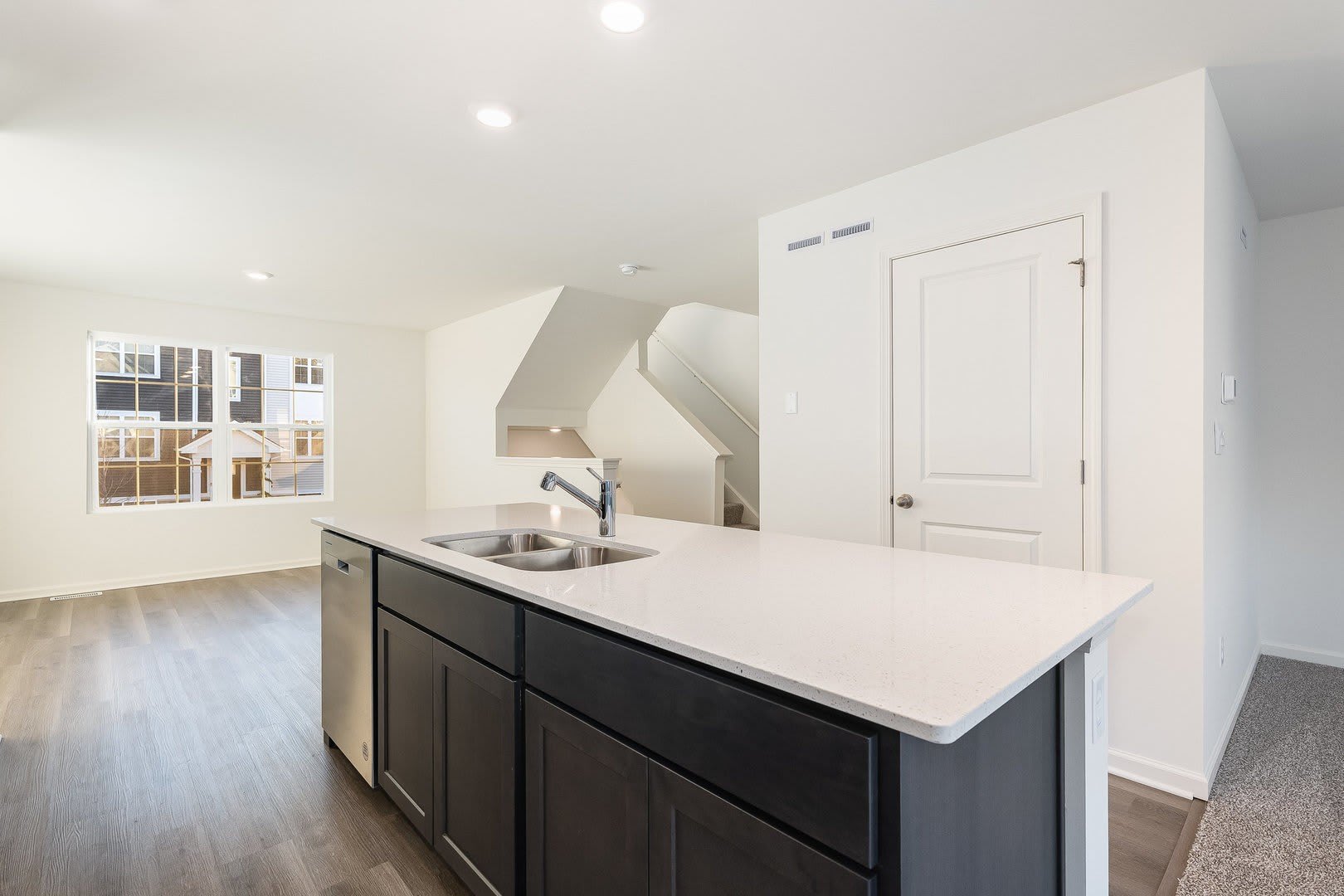 1059 Briar Glen Court – photo 3