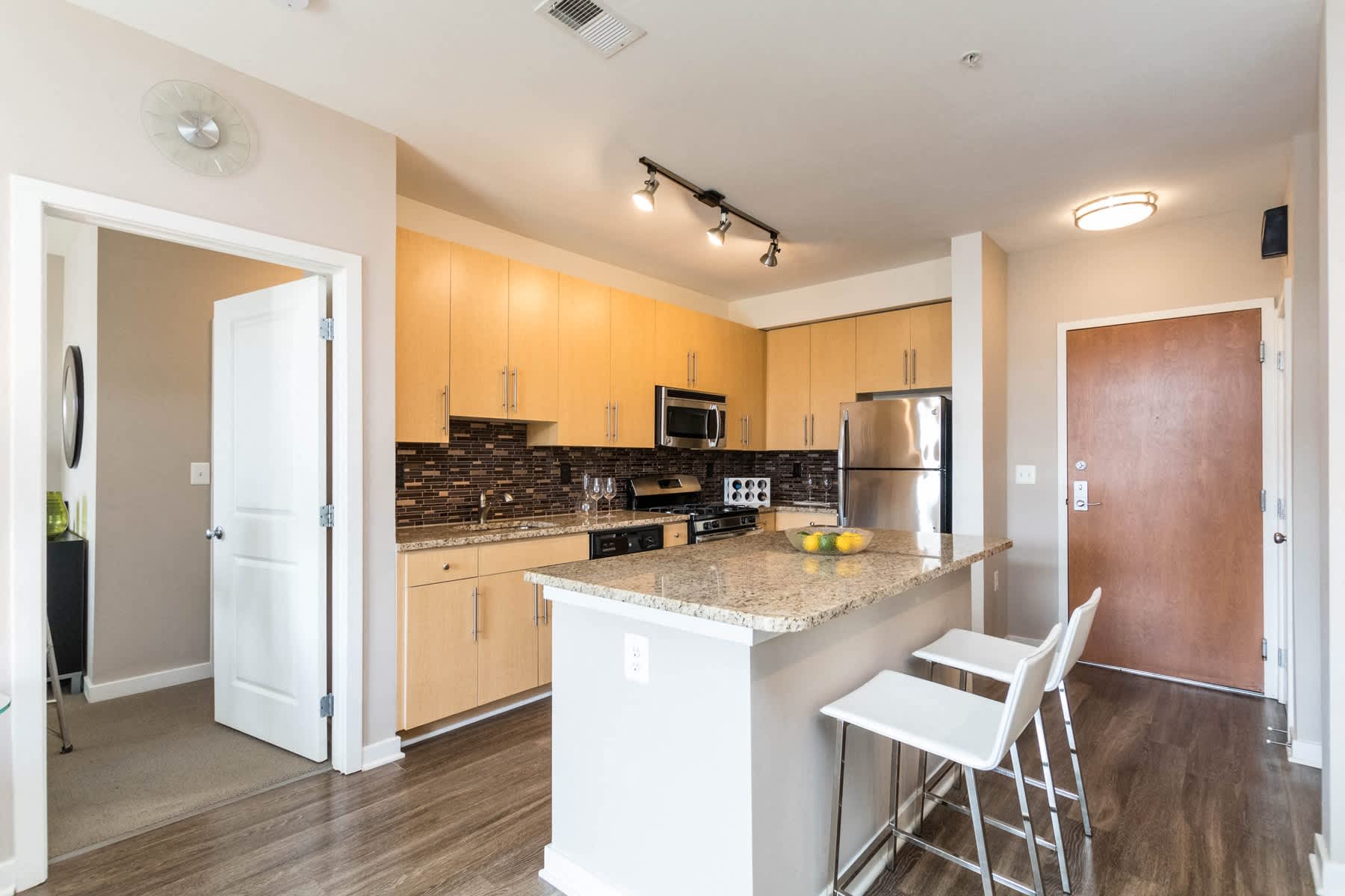 The Flats At Wheaton Station – photo 4