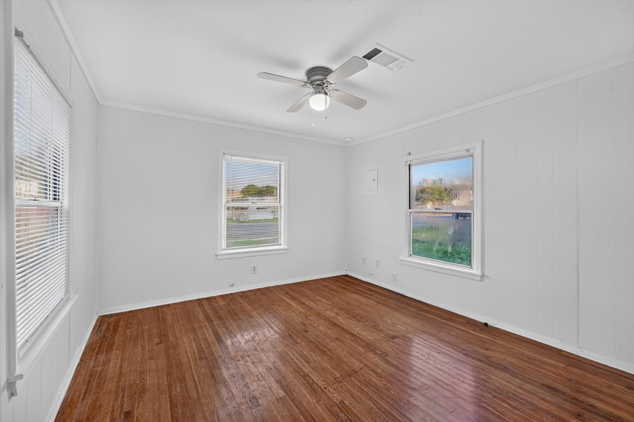 351 S Waco Street – photo 3