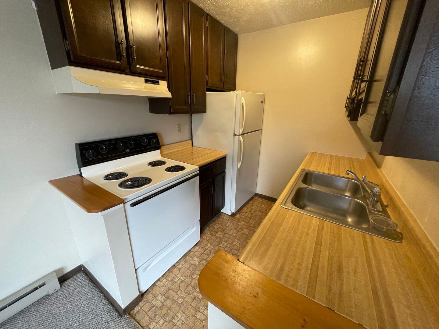 Wabash Shore Apartments – photo 1