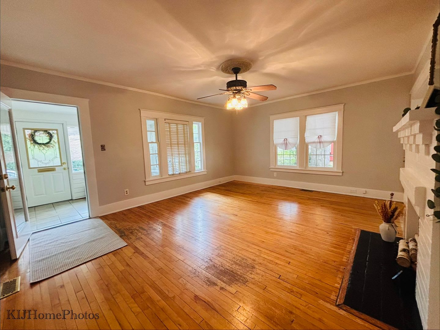Charming 2BR/2BA Bungalow in Takoma Park – photo 3