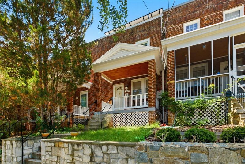 2230 Observatory Pl Nw – photo 2