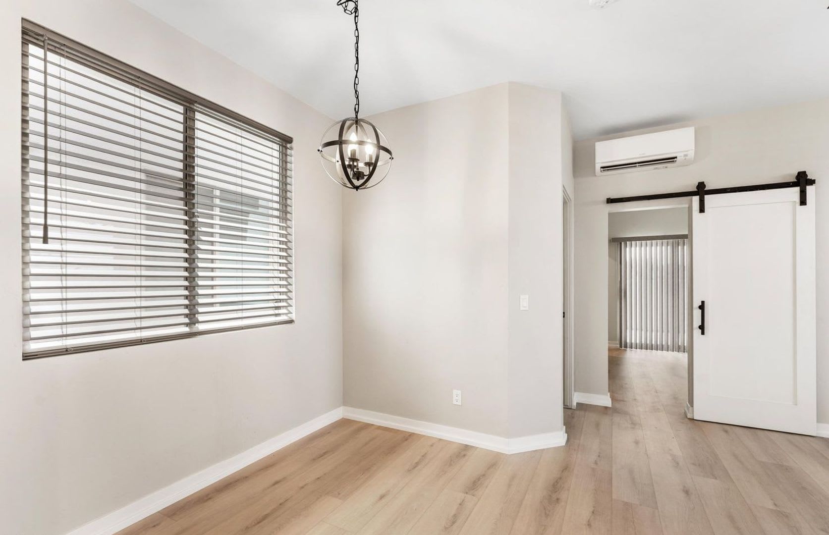 1 Bedroom – photo 5