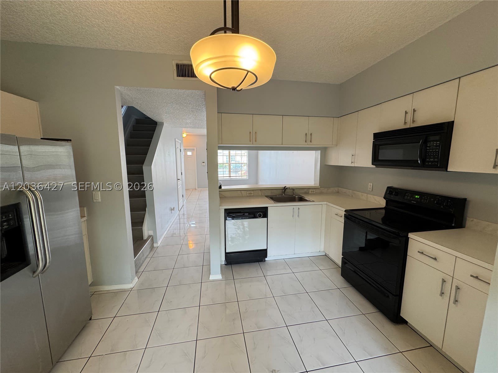77 SIMONTON CR – photo 4