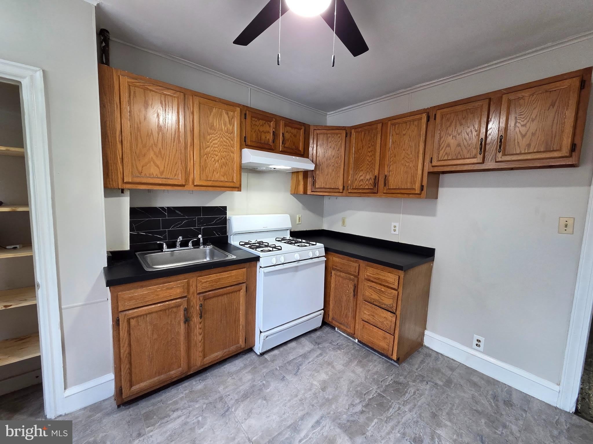 314 CONCORD Avenue – photo 3
