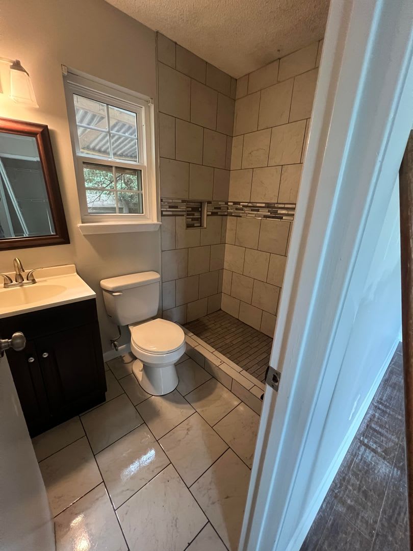 3-bedroom/2 bath single-story home on a spacious corner lot! – photo 5