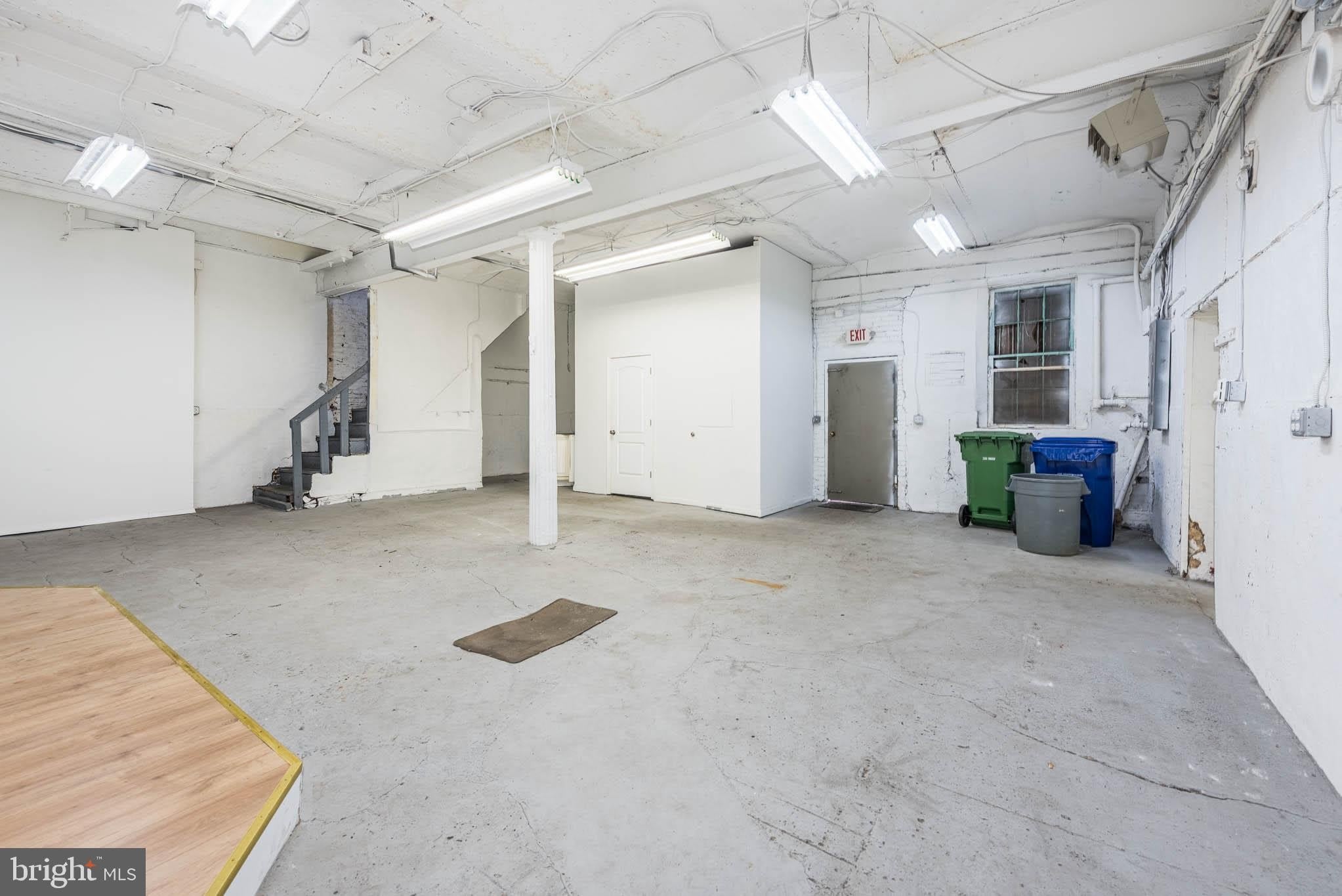 242 S DEAN Street – photo 3