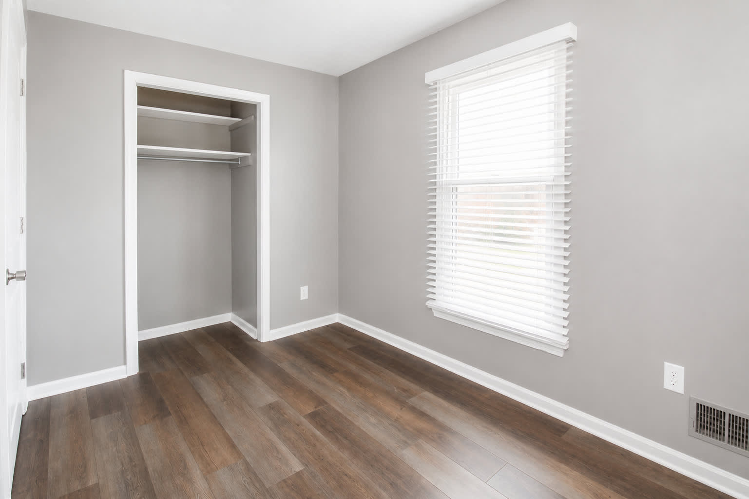 4909 Stony Brook Dr – photo 4
