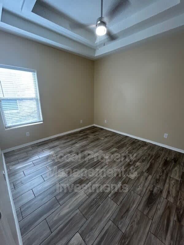 1008 W La Pointe – photo 5