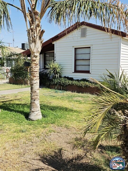 154 C St – photo 2