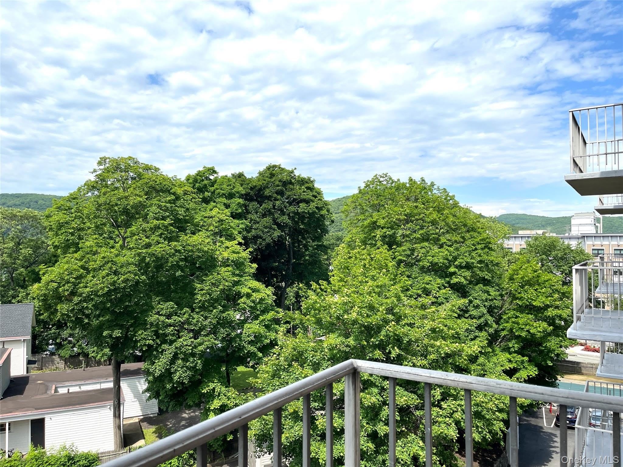 35 Park Avenue – photo 3