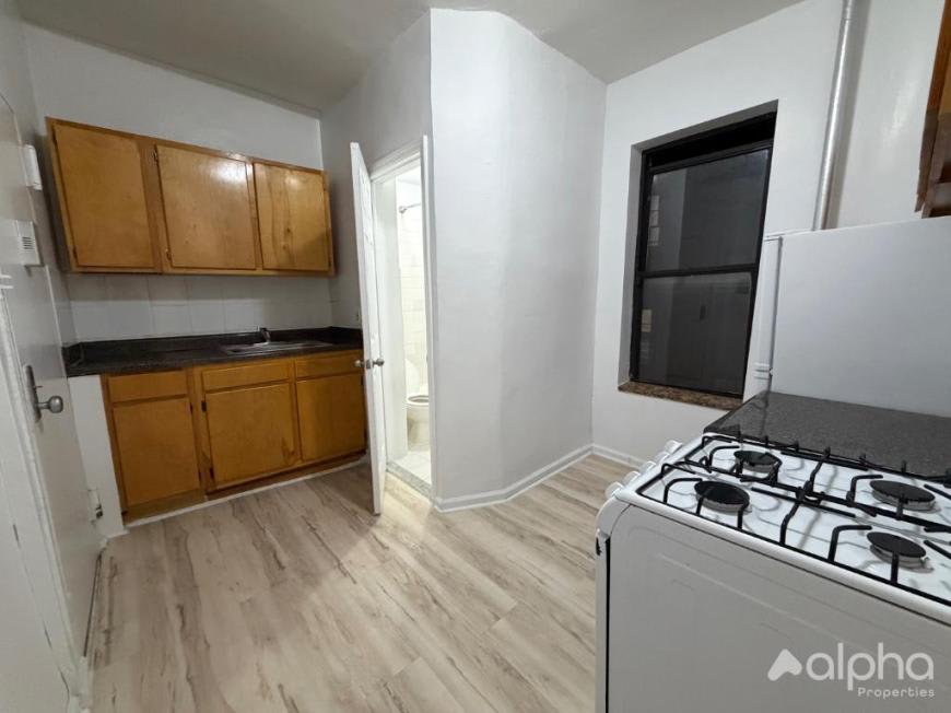 321 East 108th Street – photo 4