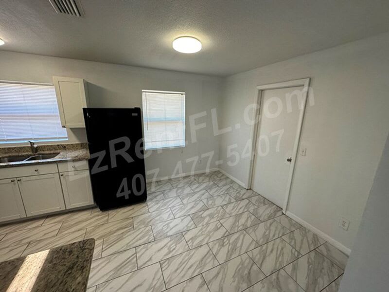 1010 Vigo Ave – photo 4