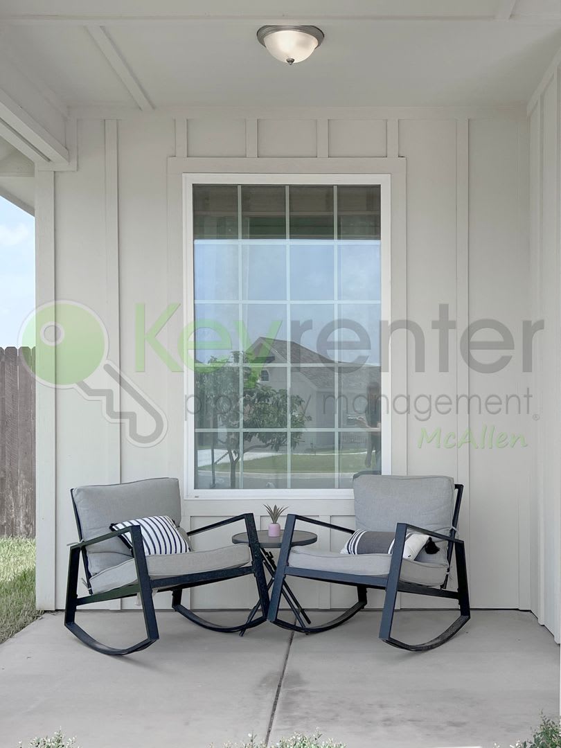 Beautiful 3B/2.5B Home in Mcallen ( Tres Lagos Community ) – photo 4