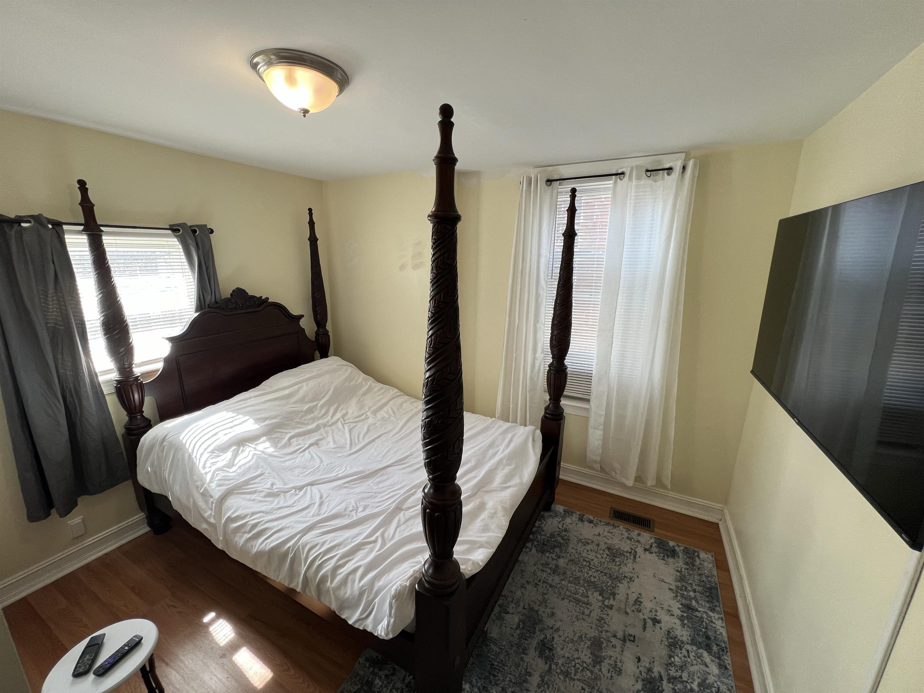 1833 Point Breeze Avenue – photo 5