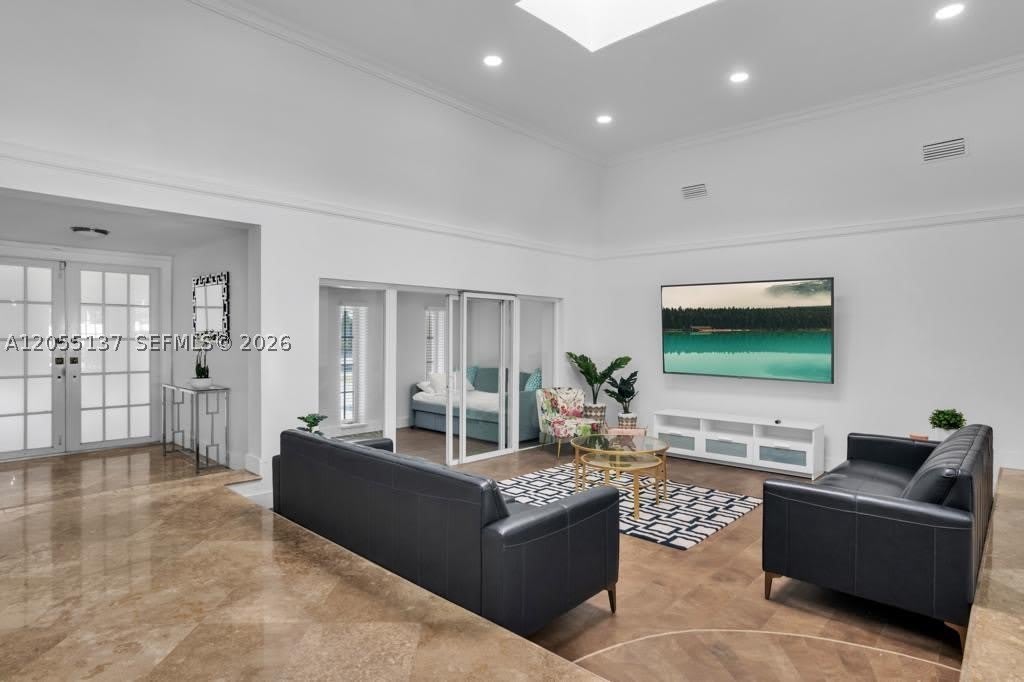 3321 N 37th St – photo 4