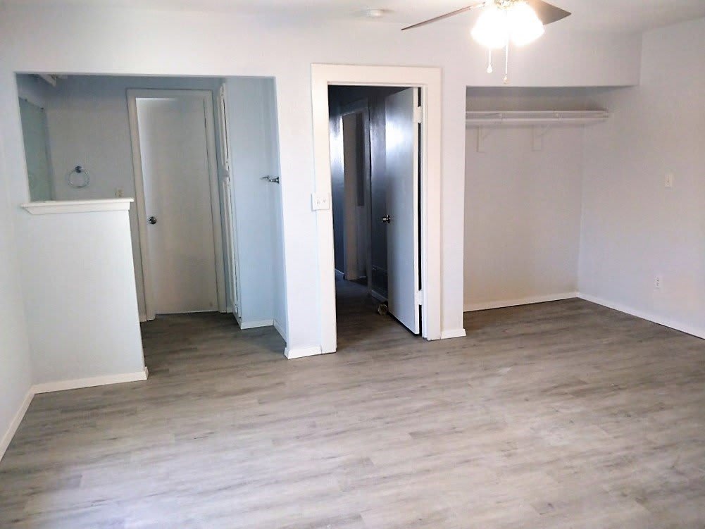 2900 Mirick – photo 5