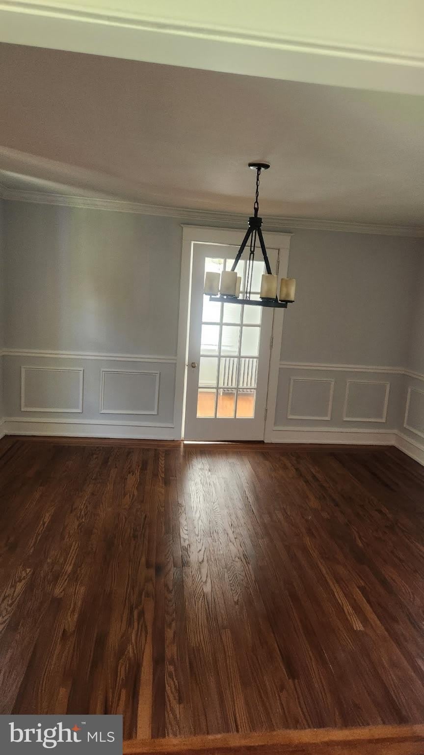 2114 KENMORE Avenue – photo 4