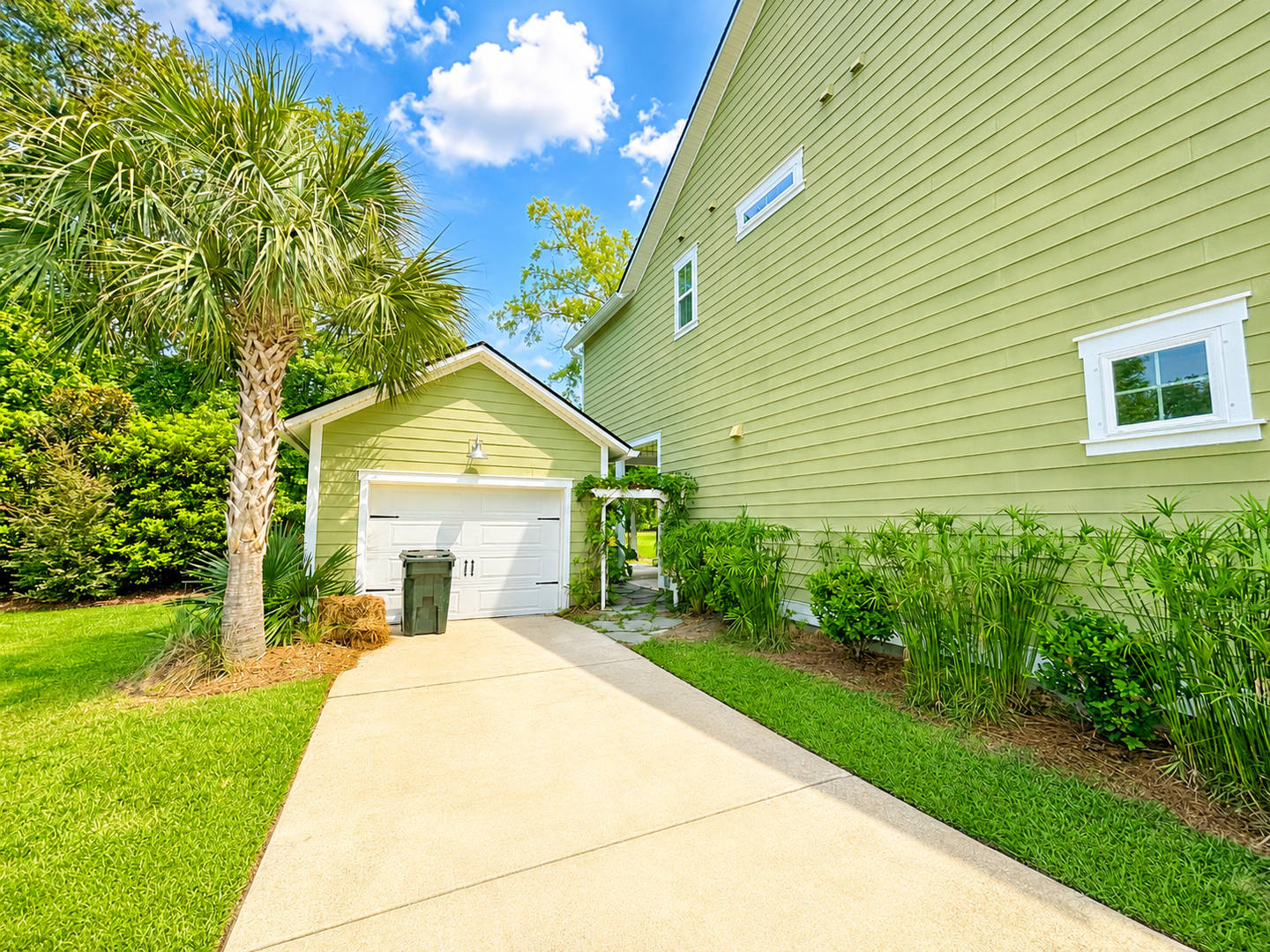 3BD/2.5BA HOUSE AVAILABLE SEPT. 1, 2026 – photo 3